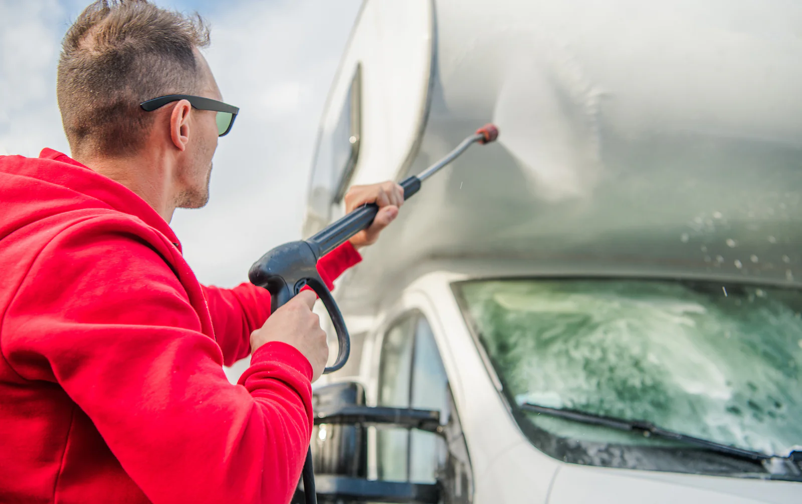 RV Paint Restoration and Detailing Tips